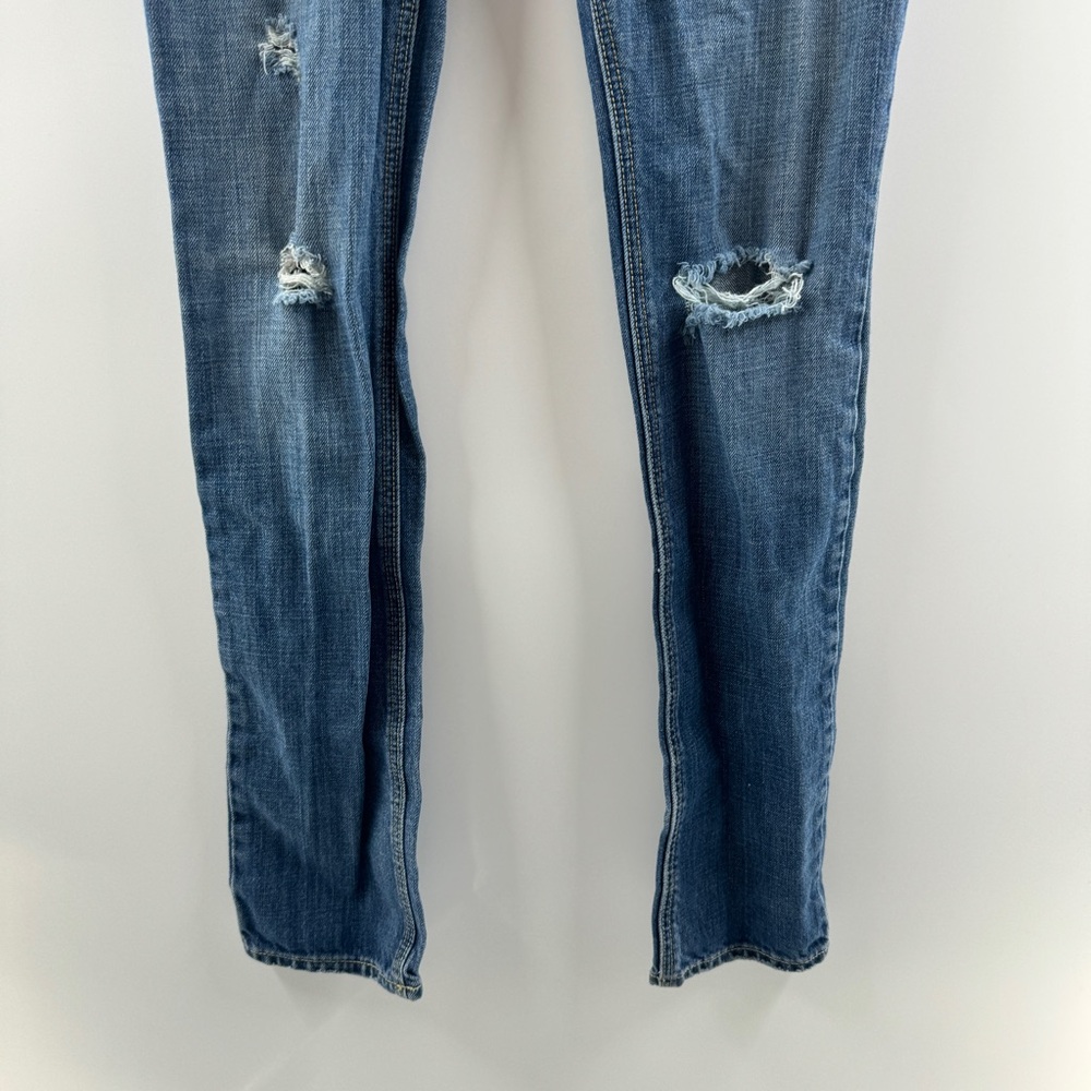 Hollister Y2K Low Rise Jeans Medium Wash 100% Cotton Size 1 Short - Picture 4 of 8